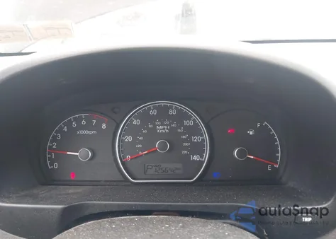 2010 Hyundai Elantra Gls z USA, uszkodzony, nr VIN KMHDU4AD8AU173480